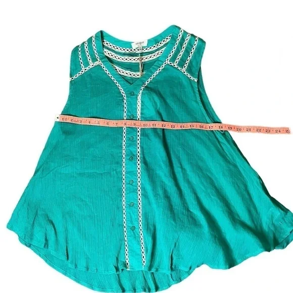 Umgee Women’s Tank, Size Large - Picture 9 of 10